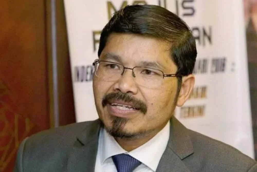 MOHD UZIR