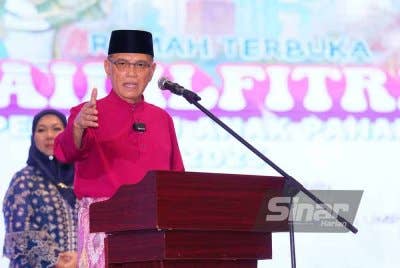 Wan Rosdy ketika berucap pada Majlis Rumah Terbuka Aidilfitri Perantau Anak Pahang 2025 di ibu negara, Isnin. Foto Sinar Harian - MOHD HALIM ABDUL WAHID