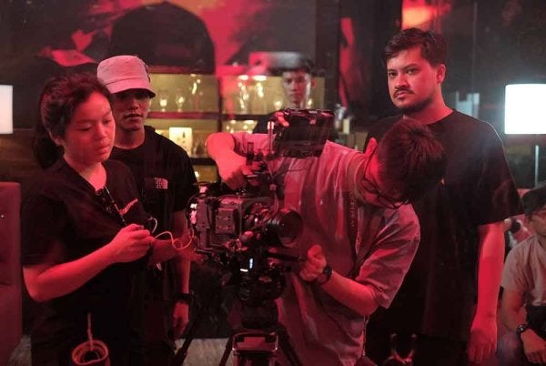 Syafiq kesal dengan pihak tidak bertanggungjawab berikutan beberapa rakaman babak filem berkenaan yang sudah tular menerusi aplikasi TikTok sejak Blood Brothers: Bara Naga menemui penonton di pawagam 10 April lalu.