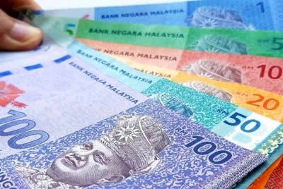 Setakat jam 8 pagi ini, ringgit berada pada 4.4100/4200 berbanding dolar AS, berbanding penutupan Selasa pada 4.4100/4155.