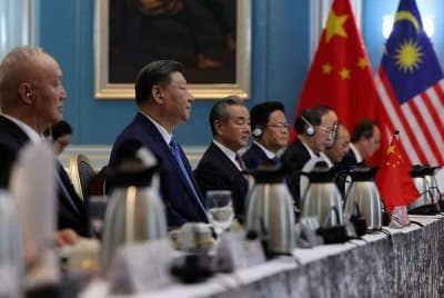 Xi Jinping menyampaikan ucapan ketika mengadakan mesyuarat dua hala bersama Anwar di Kompleks Seri Perdana pada Rabu.