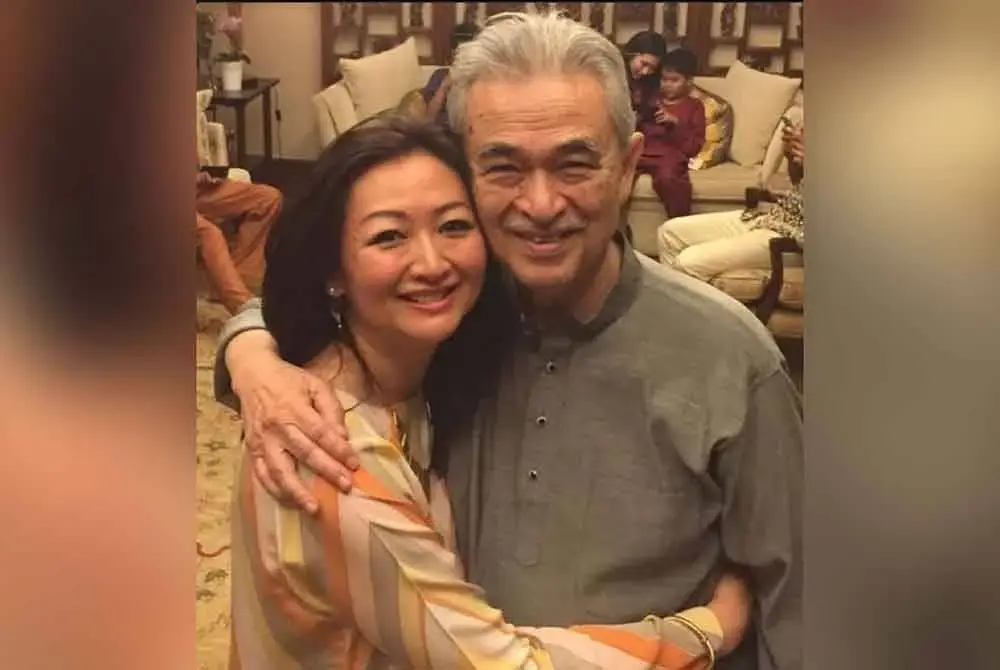 Menurut Nori (kiri), pemergian bapanya disifatkan sebagai sebuah permulaan untuk lebih ramai mengenali sisi peribadi dan perjuangan melalui rakaman, penulisan dan bahan-bahan yang dirakamkan sepanjang hayatnya. -IG kitafamilypodcast