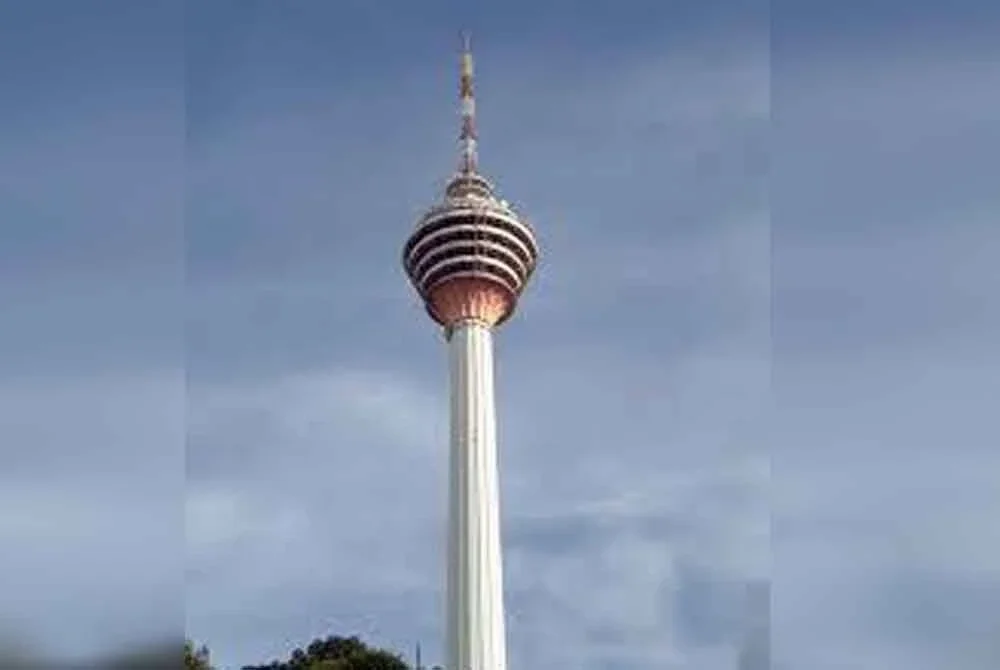 MKLSB dan Hydroshoppe bertindak memfailkan saman berjumlah RM1 bilion atas dakwaan penamatan konsesi secara salah.