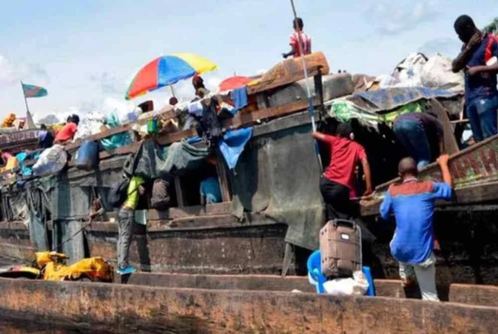 Sebahagian mangsa berjaya diselamatkan. Foto AFP
