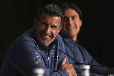 Luis Figo menyenaraikan Paris Saint-Germain (PSG) sebagai pilihan utama untuk menjuarai Liga Juara-Juara (UCL) musim ini.