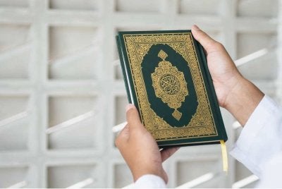 AL-QURAN sebagai kalam ILAHI memiliki keistimewaan yang tidak terdapat pada mana-mana naskhah kitab lain yang terdapat di dunia. -Gambar hiasan/ Foto: CANVA
