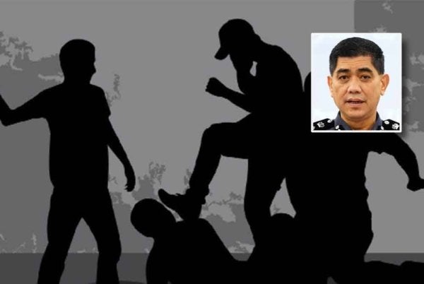 Pergaduhan antara dua kumpulan lelaki di sebuah restoran nasi kandar di Bangsar, di Kuala Lumpur mencetuskan kekecohan. Gambar hiasan (Gambar kecil: Ku Mashariman)