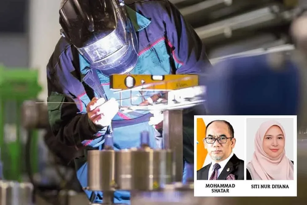 Graduan perlu membuktikan nilai tambah mereka kepada bakal majikan untuk menonjol dalam kalangan ribuan pencari kerja.