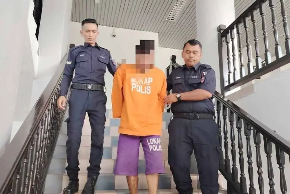 Suspek berusia 23 tahun direman enam hari bagi membantu siasatan kes cabul pelajar lelaki.