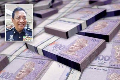 Mangsa telah melakukan 13 transaksi ke dua akaun bank berbeza melibatkan jumlah keseluruhan RM150,190 yang merupakan wang simpanan peribadi. (Gambar hiasan). Gambar kecil: Yahaya