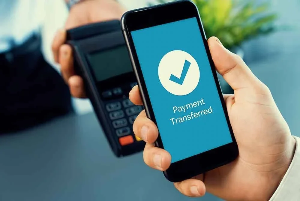 Amalan tanpa tunai sebenarnya bukanlah baharu. Gambar hiasan