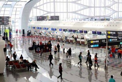 Warganegara Malaysia tidak lama lagi akan menikmati kemasukan tanpa visa ke China bagi tempoh kumulatif tinggal sehingga 90 hari. Gambar hiasan EPA