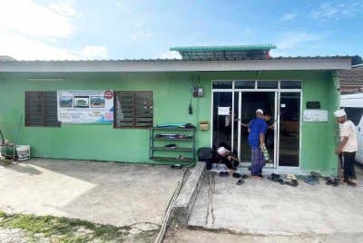 Madrasah Tahfiz Muqarrabin memerlukan sekurang-kurangnya RM4,980 setiap bulan untuk menampung kos utiliti seperti elektrik, air dan internet.