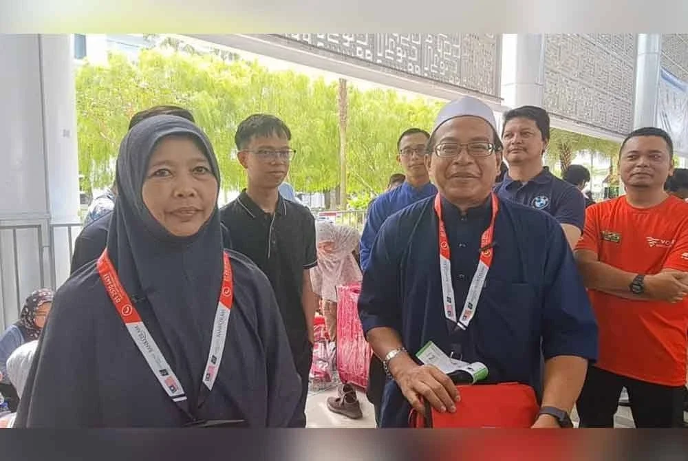 Bahruddin dan Latifah.