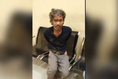 Hanafi tergamak memukul abang kandungnya hingga mati hanya kerana bertengkar tentang makanan.