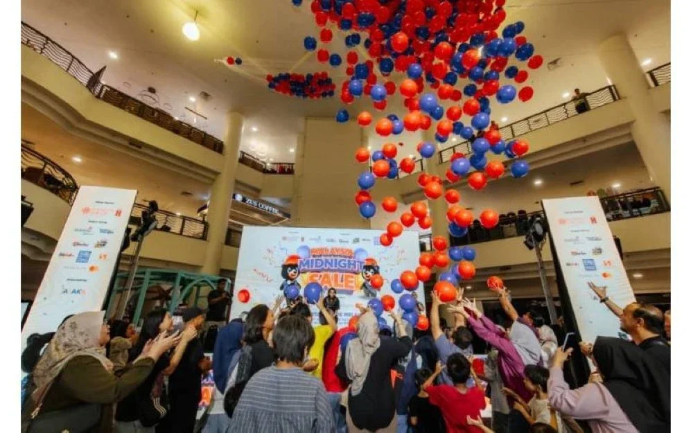 Karnival ini menerima sambutan luar biasa daripada pelancong tempatan dan luar negara.