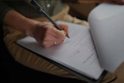 Seorang pelajar di China sanggup melepaskan ujian penting Gaokao demi menyelamatkan nyawa rakan sekelasnya yang mengalami serangan jantung. Foto hiasan