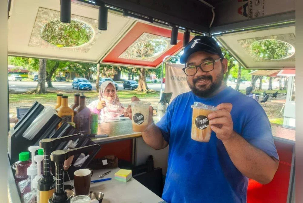 Hairil ketika ditemui di Kiosk Madani Jalan Stadium, Alor Setar.
