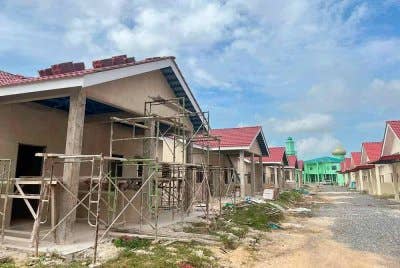 Bangunan fasiliti di Maahad Tahfiz Al-Quran Ibnu Aqil sedang dalam pembinaan.