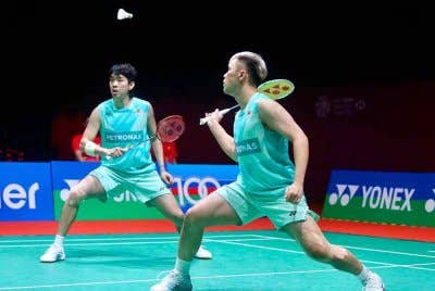 Wei Chong (kiri)-Kai Wun cipta kejutan di Malaysia Masters selepas menyingkirkan Sze Fei-Nur Izzuddin di suku akhir pada Jumaat. Foto: Badminton Association Malaysia (BAM)