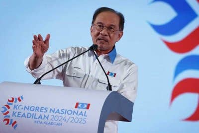 Anwar Foto Bernama