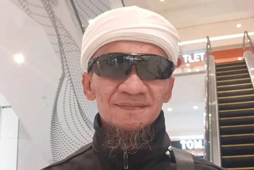 Yassin mengakui kesilapannya kerana tidak mendapat ilmu secukupnya sebelum berlepas ke tanah suci.