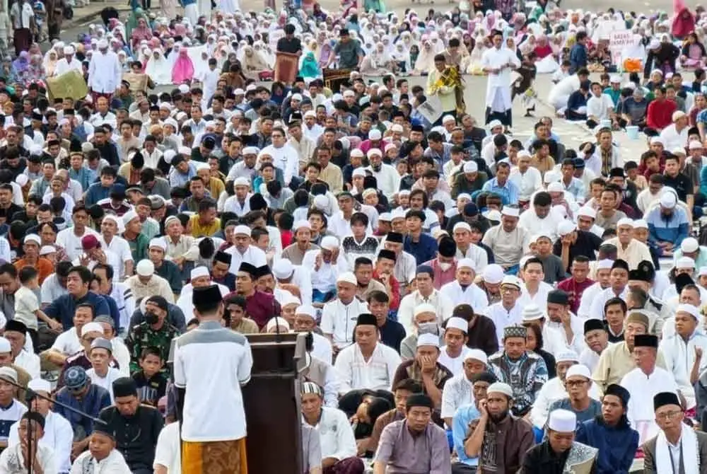 Umat Islam di Indonesia akan menyambut Hari Raya Aidiladha pada 6 Jun ini. Gambar fail Bernama