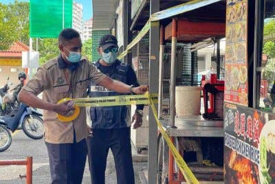 Kompleks medan selera tersebut telah dikenakan tindakan penutupan premis serta-merta selama 14 hari berkuat kuasa hari Isnin hingga 8 Jun nanti. Foto MBPP