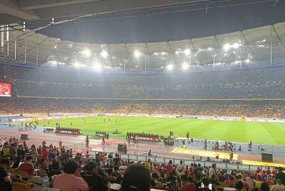 Kedudukan terika tanpa jaringan pada separuh masa pertama.