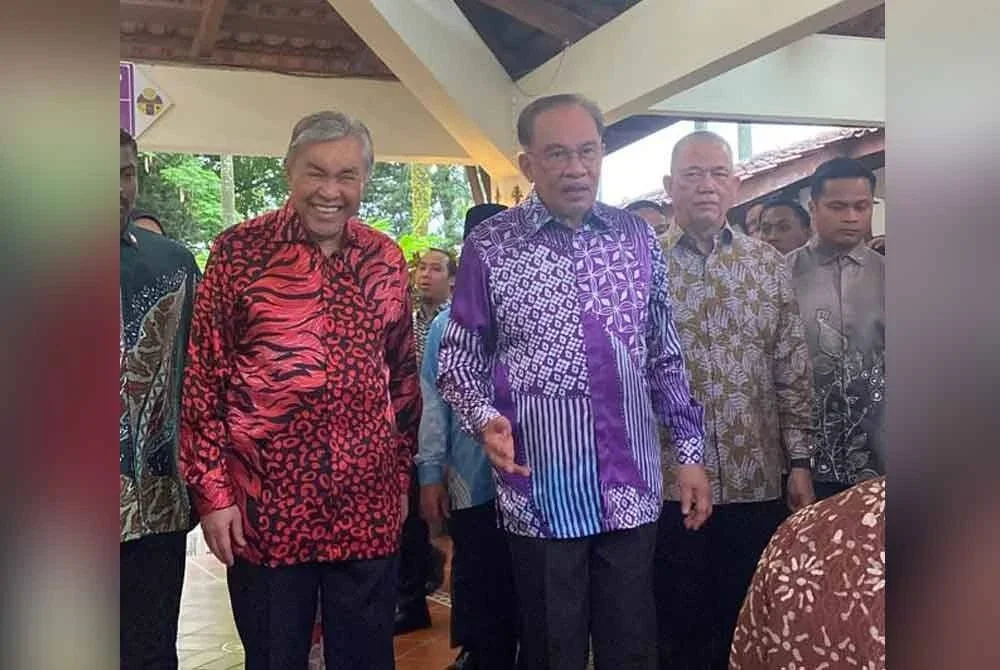 Anwar ketika ditemui pemberita selepas majlis Perjumpaan bersama warga Jabatan Perdana Menteri pada Khamis.