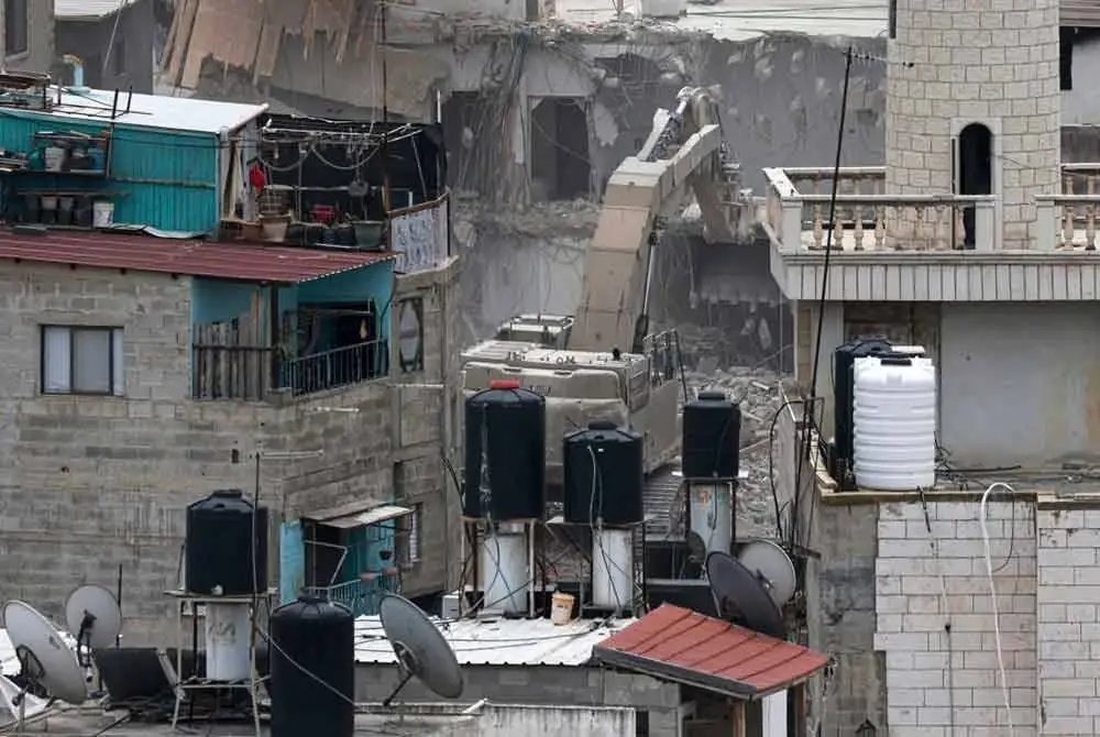 Kempen perobohan struktur milik penduduk Palestin di bandar utama di Tebing Barat terus dipergiatkan sejak beberapa bulan lalu. Foto: AFP