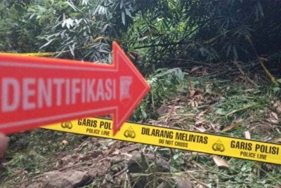 Suspek membunuh mangsa dengan cara melemaskannya. -Agensi