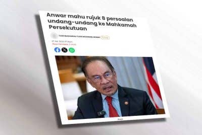 Perdana Menteri pada Selasa memfailkan permohonan untuk merujuk lapan persoalan undang-undang kepada Mahkamah Persekutuan.