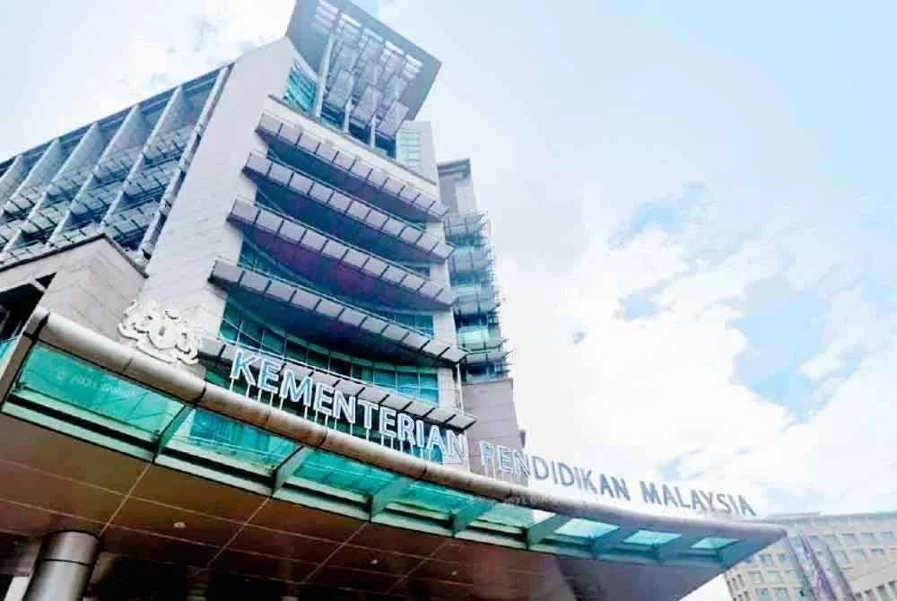 KPM akan segera memperincikan inisiatif pemberian baucar buku kepada semua PPP di bawah kementerian itu dan melaksanakannya dalam tempoh terdekat.