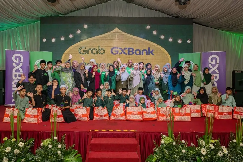 Inisiatif Impian Gigih Dermasiswa pada bulan Ramadan dan persiapan Syawal bersama keluarga Rakan Grab dan anak-anak Yayasan Islam Darul Ehsan.