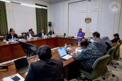 Perdana Menteri, Datuk Seri Anwar Ibrahim, mempengerusikan mesyuarat Jawatankuasa Khas Tatakelola Kabinet di Putrajaya pada Selasa. Gambar Ihsan Pejabat Perdana Menteri.