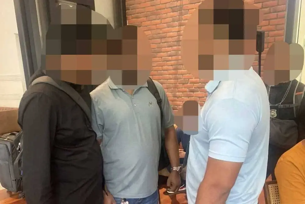 Kesemua tahanan dibawa ke Ibu Pejabat Imigresen Putrajaya untuk tindakan lanjut.