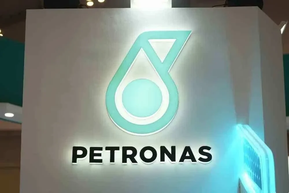 Petronas sekali lagi menegaskan bahawa syarikat itu tidak akan keluar dari Kanada. Foto hiasan