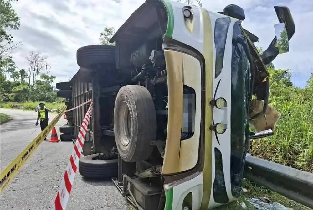 Syarikat pengendali bas sedia memberikan kerjasama penuh kepada pihak berkuasa berhubung nahas yang mengorbankan 15 penuntut UPSI di Jalan Gerik-Jeli awal pagi Isnin.