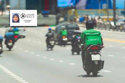 Ramai rakyat Malaysia terpaksa melakukan lebih dari satu pekerjaan semata-mata memenuhi keperluan hidup. Foto 123RF/hiasan