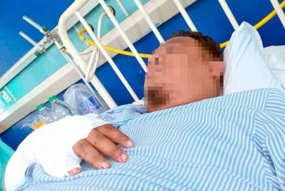 Pemandu bas, Mohd Amirul Fadhil Zulkifle kini dirawat di hospital.