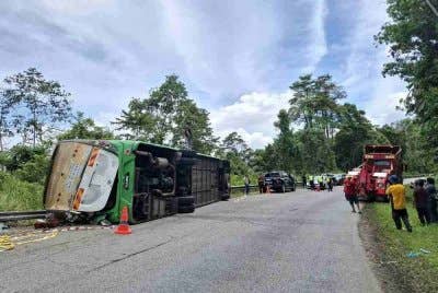 JKR Perak akan memasang lampu jalan solar di laluan Gerik-Jeli termasuk di lokasi nahas yang meragut 15 nyawa pelajar UPSI pada Isnin.