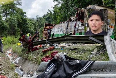 Mangsa nahas bas yang membabitkan pelajar UPSI di Jalan Raya Timur-Barat berhampiran Tasik Banding, Perak, Abdul Wafiy Kamarudin, terselamat dalam kejadian tersebut.