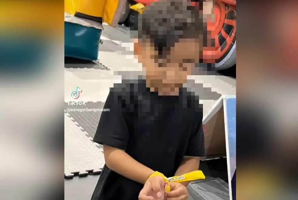 Video yang dimuat naik oleh individu terbabit di TikTok.