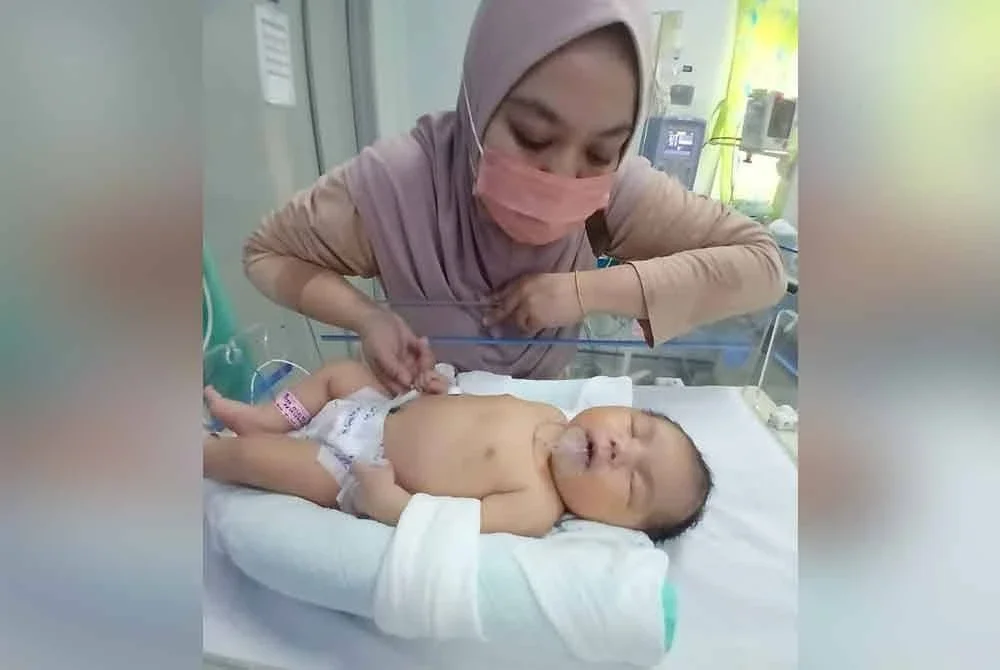 Nur Syifa Iffiya perlukan bantuan RM120,000 untuk bedah jantung.