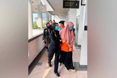 Empat suspek ditahan SPRM kerana disyaki bersubahat menyeleweng aset dan wang tunai berjumlah RM8 juta milik sebuah NGO