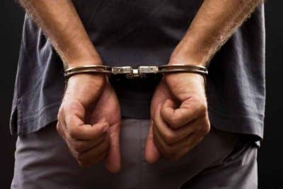 Suspek mempunyai rekod jenayah lampau dan kini direman selama enam hari. Foto hiasan