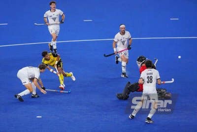 Antara aksi perlawanan di antara pasukan Malaysia menentang New Zealand dalam saingan Piala Negara-Negara 2025 di Stadium Nasional Hoki, Bukit Jalil pada Isnin. Foto Sinar Harian MOHD HALIM ABDUL WAHID