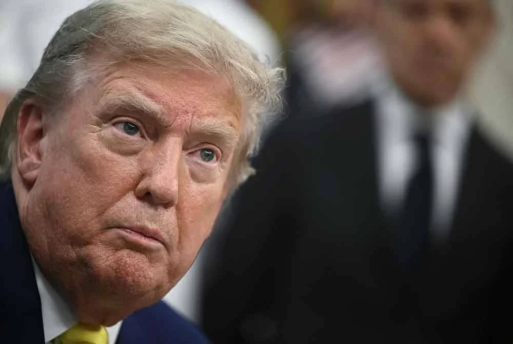 Trump menyatakan belum buat keputusan muktamad berhubung serangan ketenteraan terhadap Iran. Foto AFP