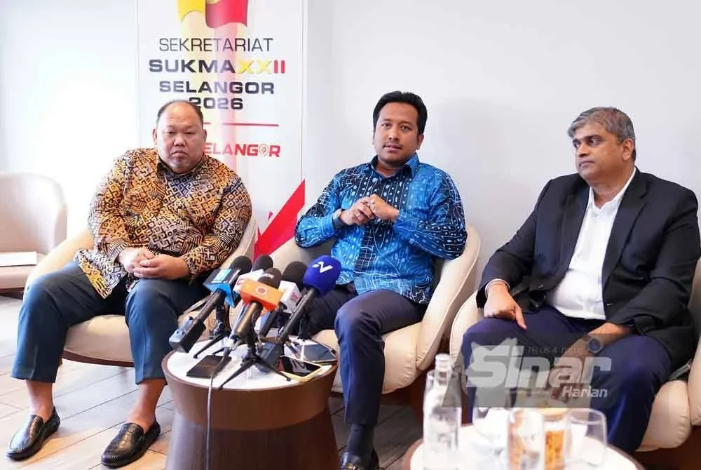 Mohd Najwan (tengah) semasa sidang media selepas Sesi Jalinan Media bersama Sekretariat SUKMA dan Para SUKMA Selangor 2026 di Shah Alam, pada Khamis. - FOTO: SINAR HARIAN/MOHD HALIM ABDUL WAHID